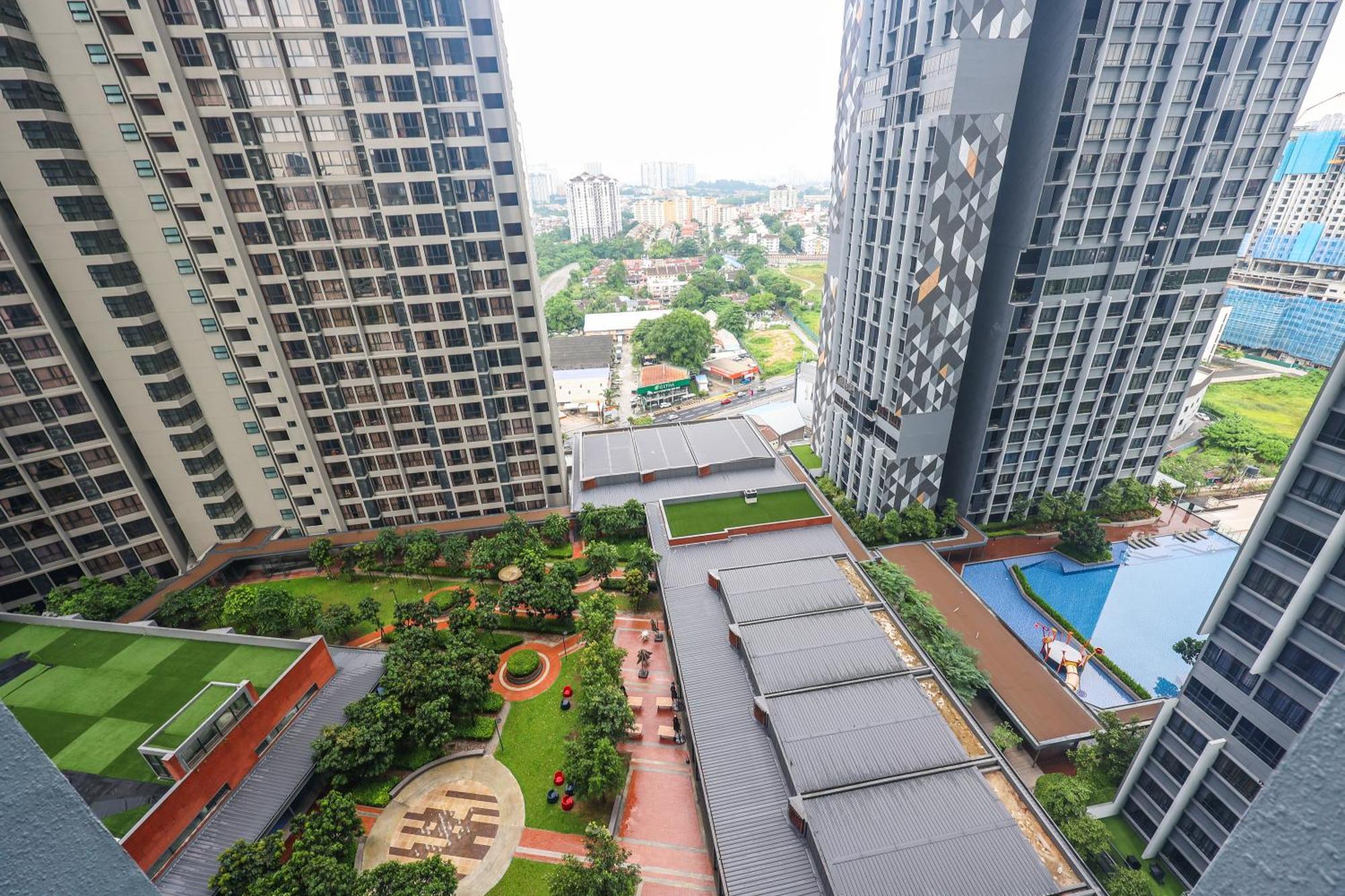 Millerz Square By Mykey Apartman Kuala Lumpur Kültér fotó The panorama of the complex