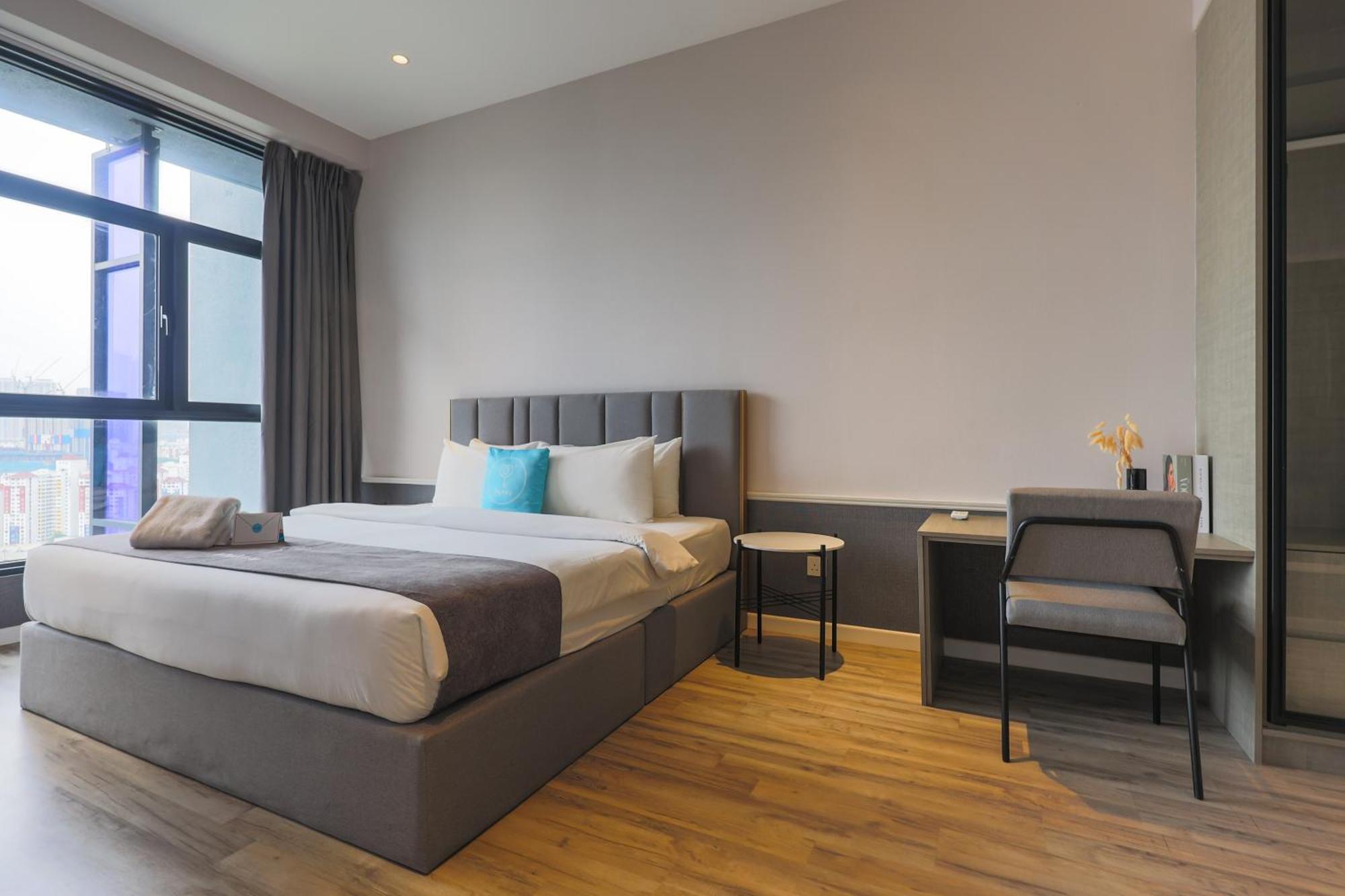 Millerz Square By Mykey Apartman Kuala Lumpur Kültér fotó A bedroom at a hotel